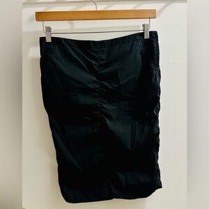 Black Theory Ruched Skirt